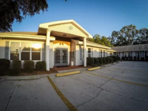 The office building housing Studdard Financial at 2100 Constitution Blvd, Sarasota, Florida